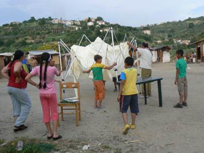 Spari contro il villaggio rom 